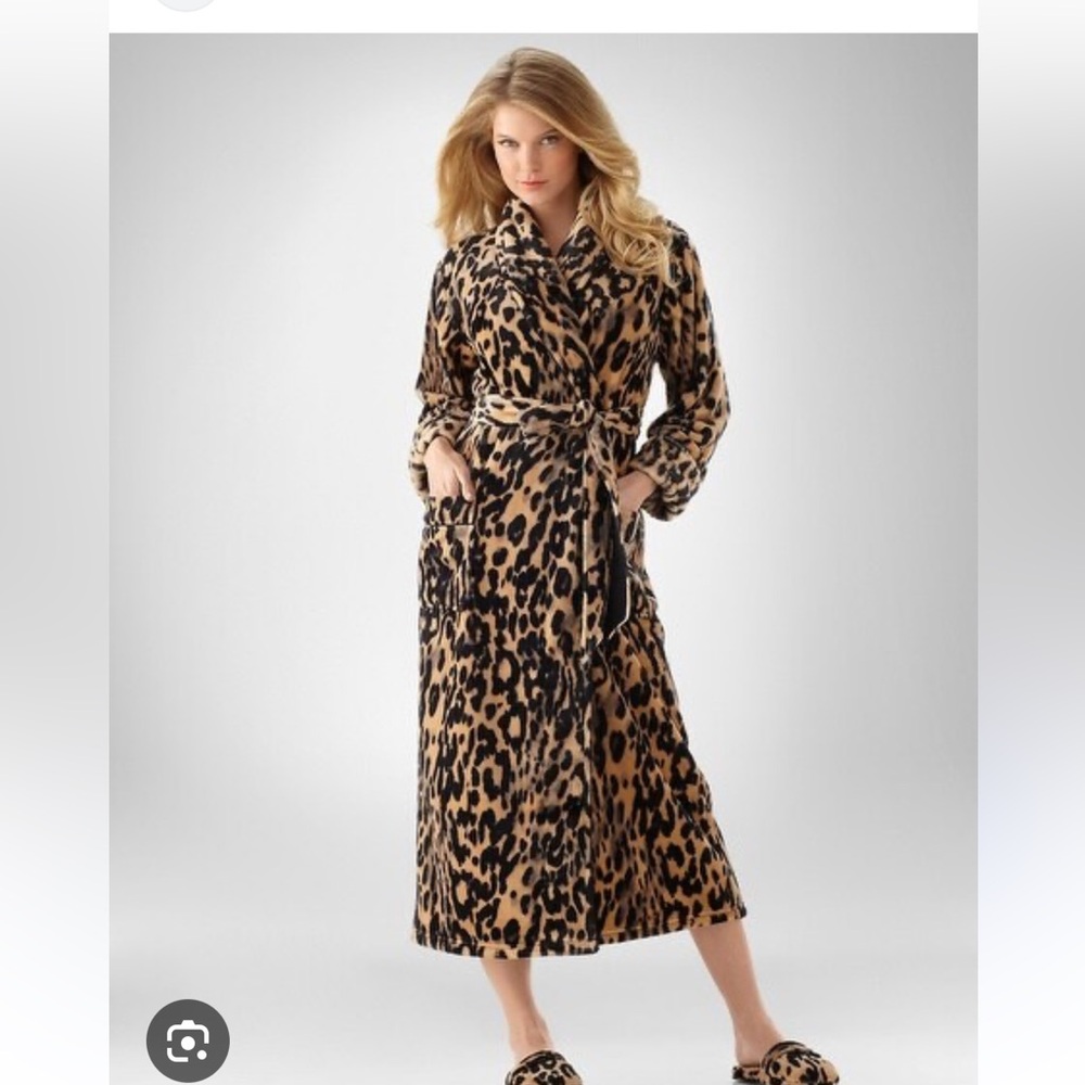 Leopard Print Women's Robe